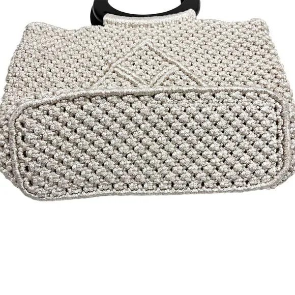 NEW Hand Woven Knit Macrame Large Bag Ivory Wood Handles Pockets Lined Magnetic - Picture 5 of 10